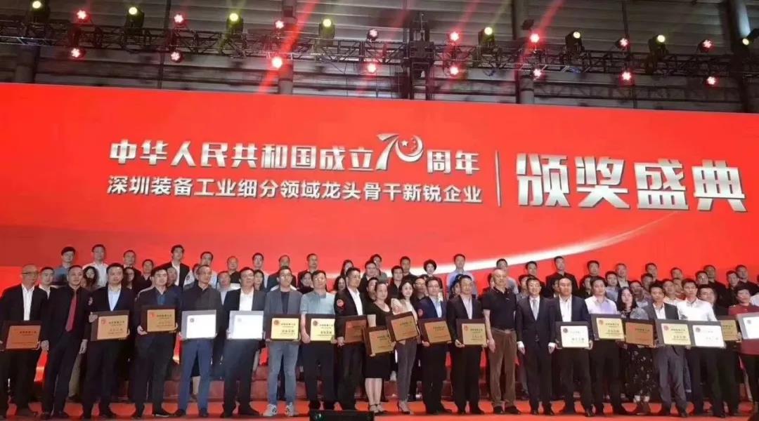 ����ͻ�ƾ��� ��ͷ��ҵ