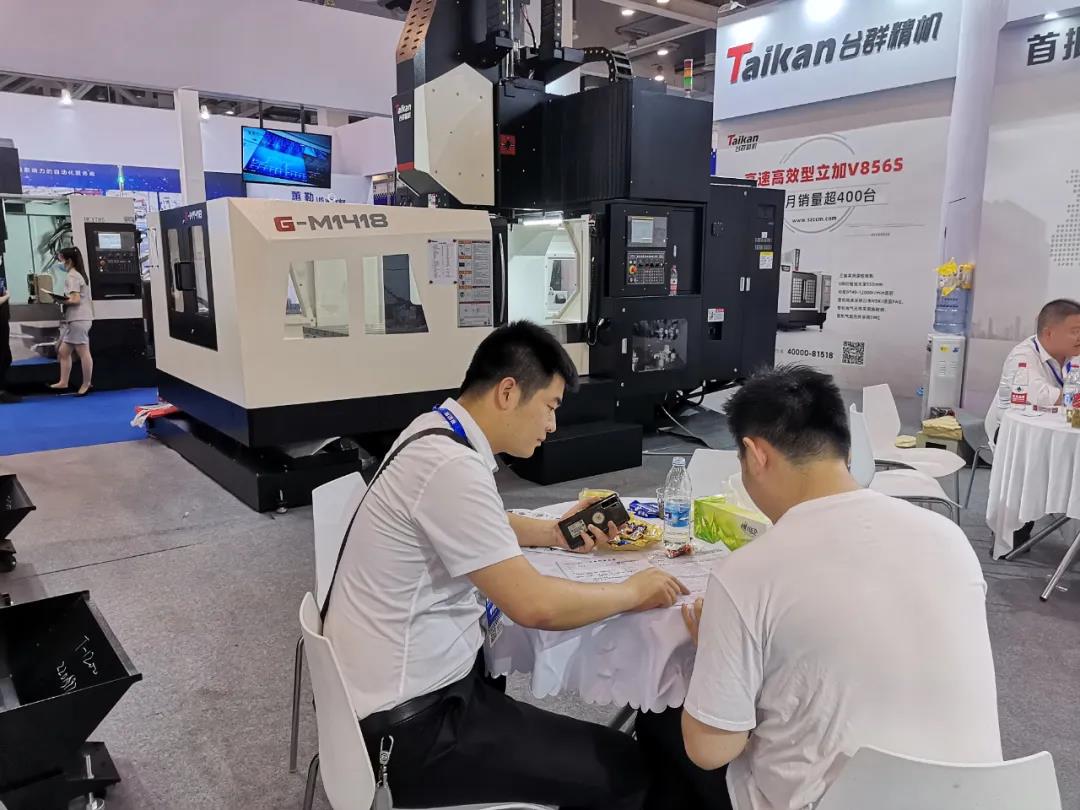 ����ͻ�ƾ������ݻ���չ����